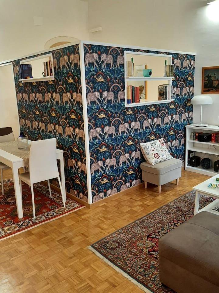 Ferienwohnung Charming Loft In Piazza Di Spagna Rom Exterior foto